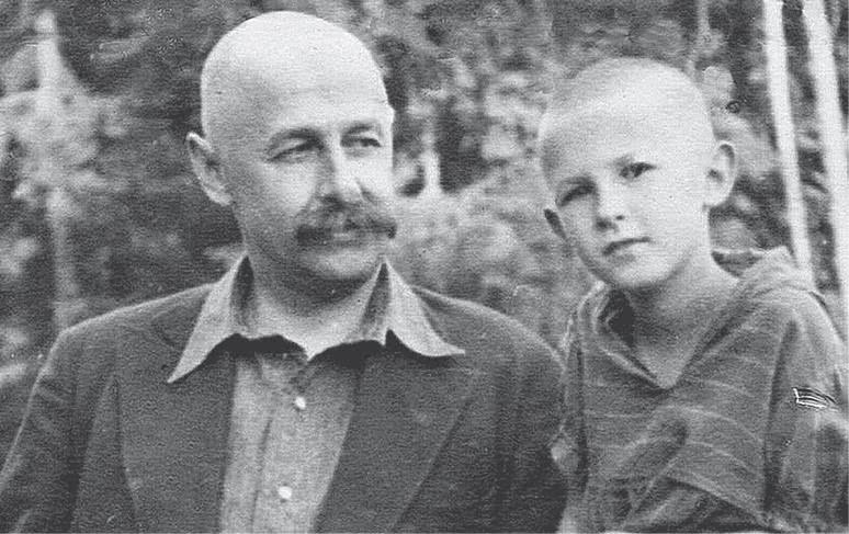 Иллюстрация к книге — Дом правительства. Сага о русской революции [i_246.jpg]