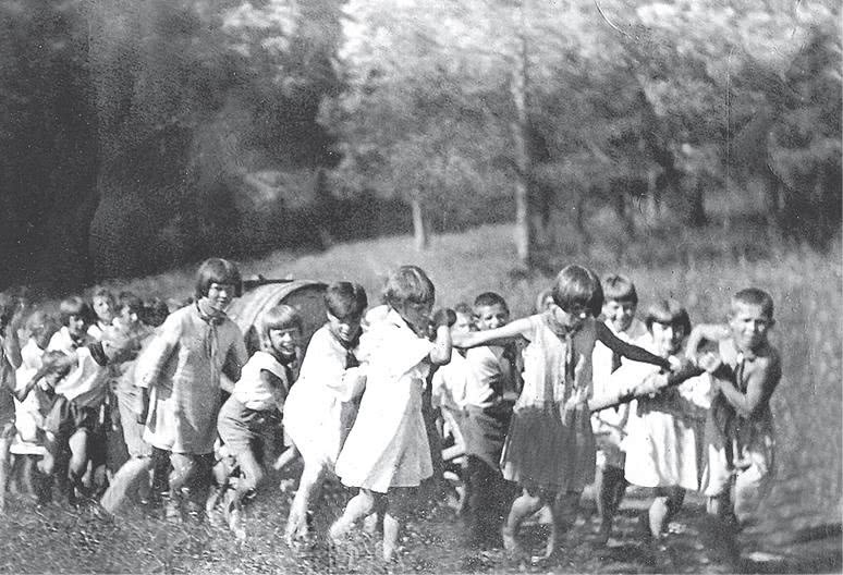 Иллюстрация к книге — Дом правительства. Сага о русской революции [i_367.jpg]