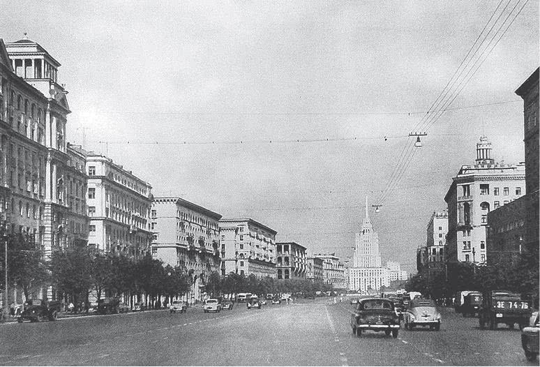 Иллюстрация к книге — Дом правительства. Сага о русской революции [i_376.jpg]