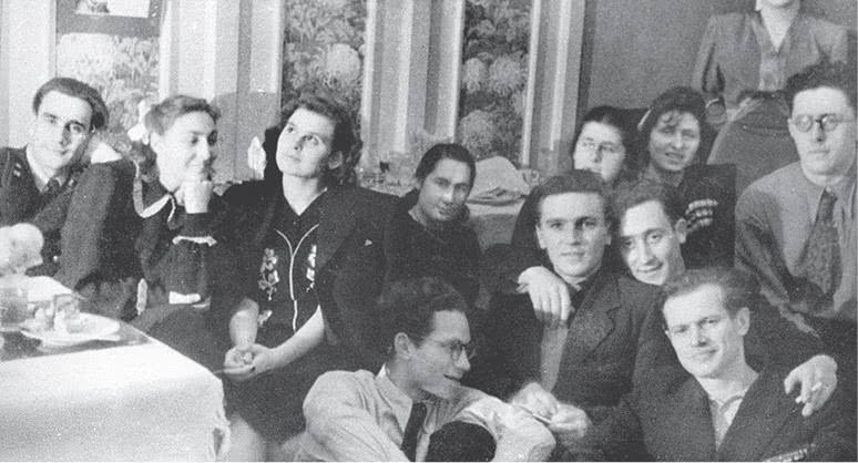 Иллюстрация к книге — Дом правительства. Сага о русской революции [i_401.jpg]