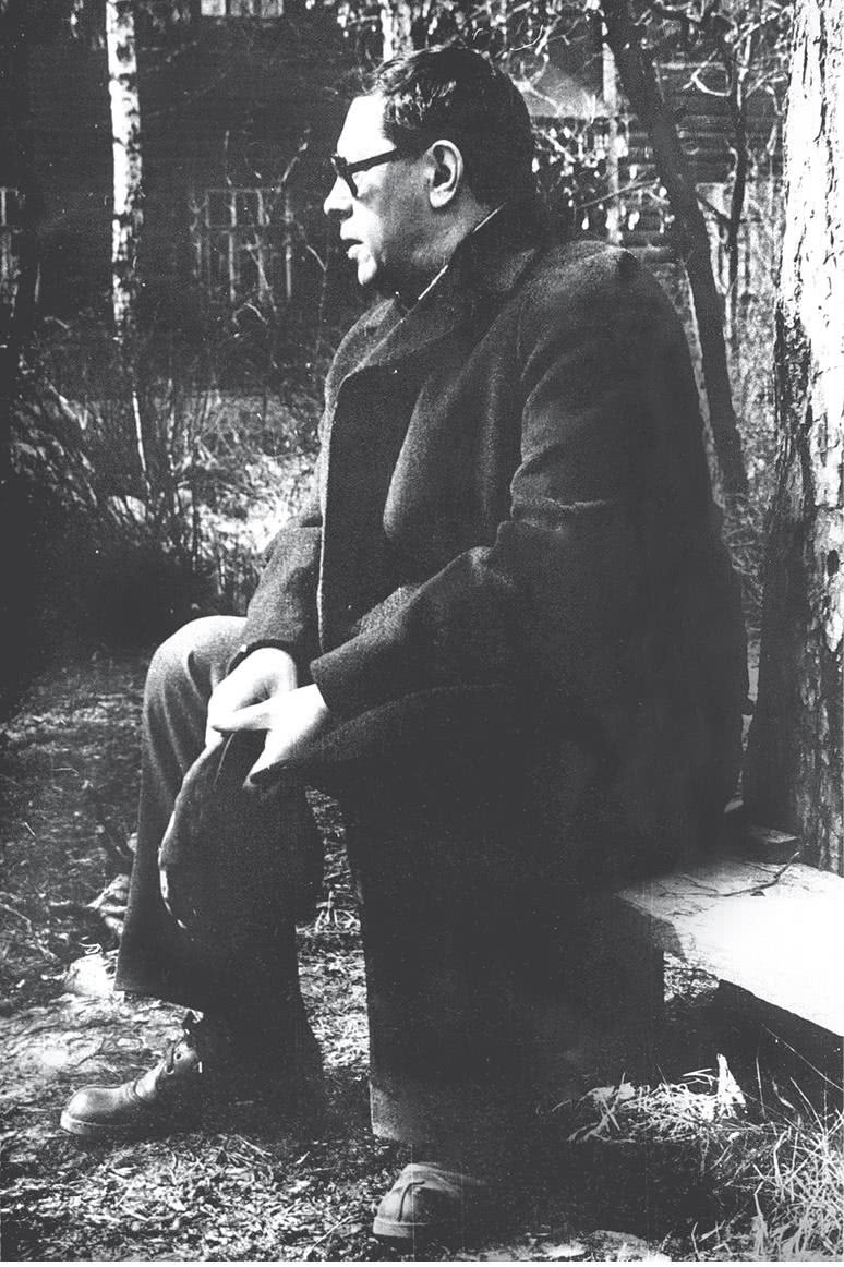 Иллюстрация к книге — Дом правительства. Сага о русской революции [i_405.jpg]