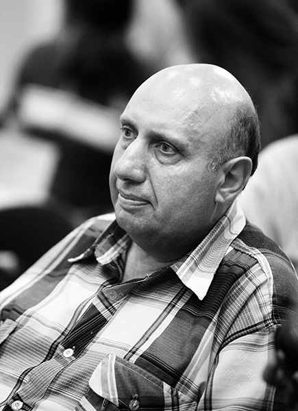 Иллюстрация к книге — "Еврейское слово". Колонки [i_013.jpg]