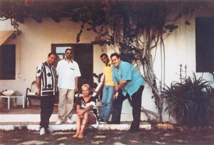 Иллюстрация к книге — Queen. Фредди Меркьюри. Биография [i_051.jpg]