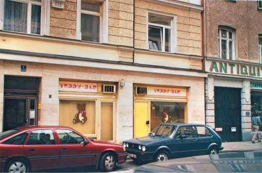 Иллюстрация к книге — Queen. Фредди Меркьюри. Биография [i_074.jpg]