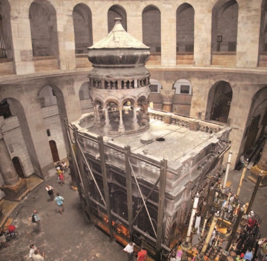 Иллюстрация к книге — Храм Гроба Господня [i_145.jpg]