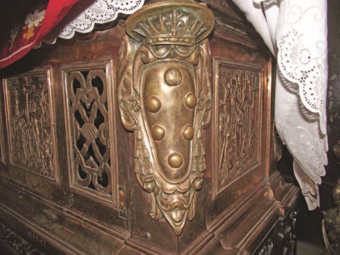 Иллюстрация к книге — Храм Гроба Господня [i_186.jpg]