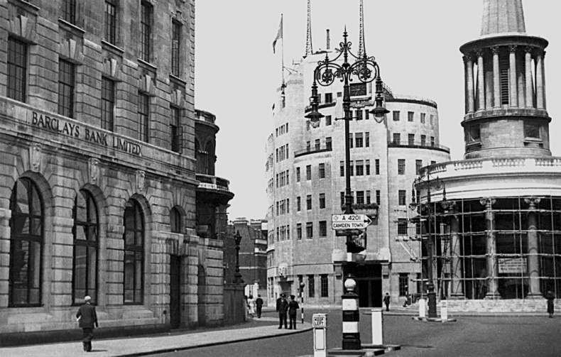 Иллюстрация к книге — Клайв Стейплз Льюис. Человек, подаривший миру Нарнию [i_033.jpg]