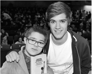 Иллюстрация к книге — Мой брат – супергерой. Рассказ обо мне и Джованни, у которого на одну хромосому больше [b00001787.jpg]