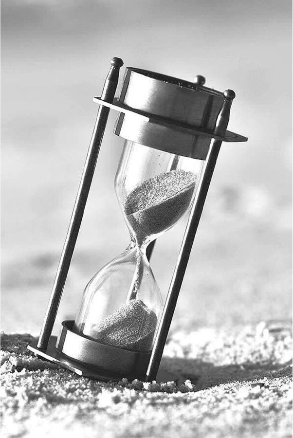 Иллюстрация к книге — История часов. Эволюция от солнечных до водородных [i_005.jpg]