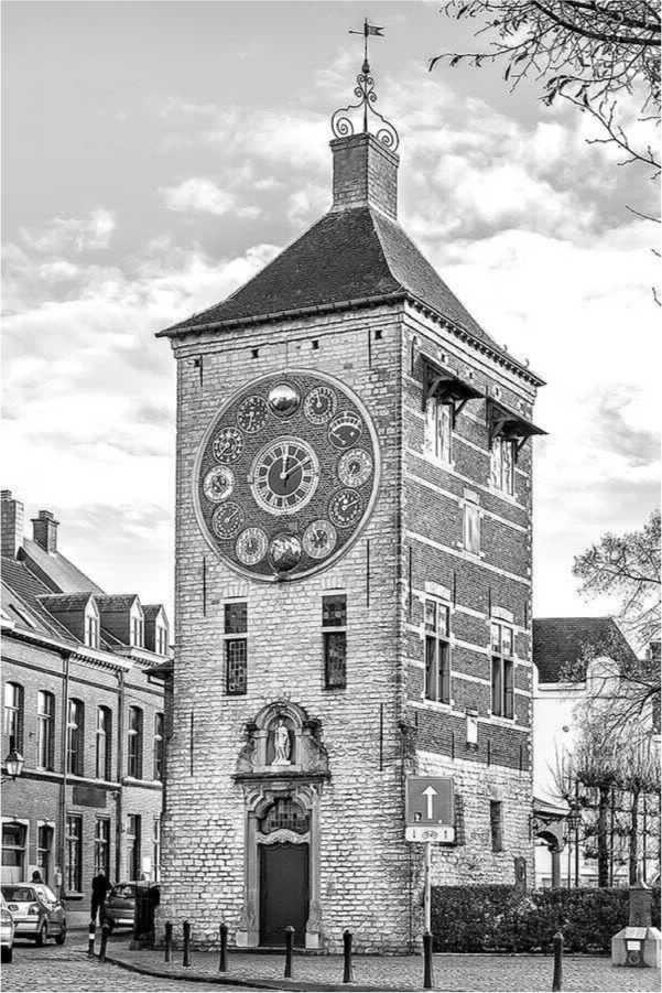 Иллюстрация к книге — История часов. Эволюция от солнечных до водородных [i_027.jpg]