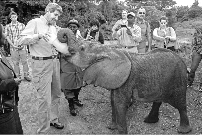 Иллюстрация к книге — Путин - Трамп. О чем не знают в Госдепартаменте? [i_043.jpg]