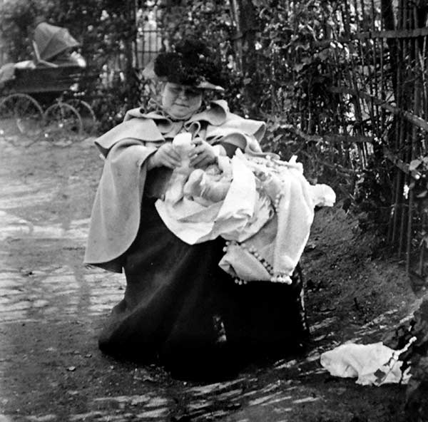 Иллюстрация к книге — Ренуар. Частная жизнь [i_024.jpg]