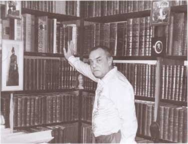 Иллюстрация к книге — Валентин Пикуль [i_025.jpg]