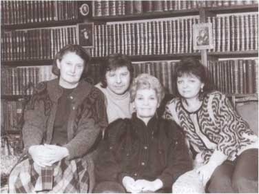 Иллюстрация к книге — Валентин Пикуль [i_050.jpg]