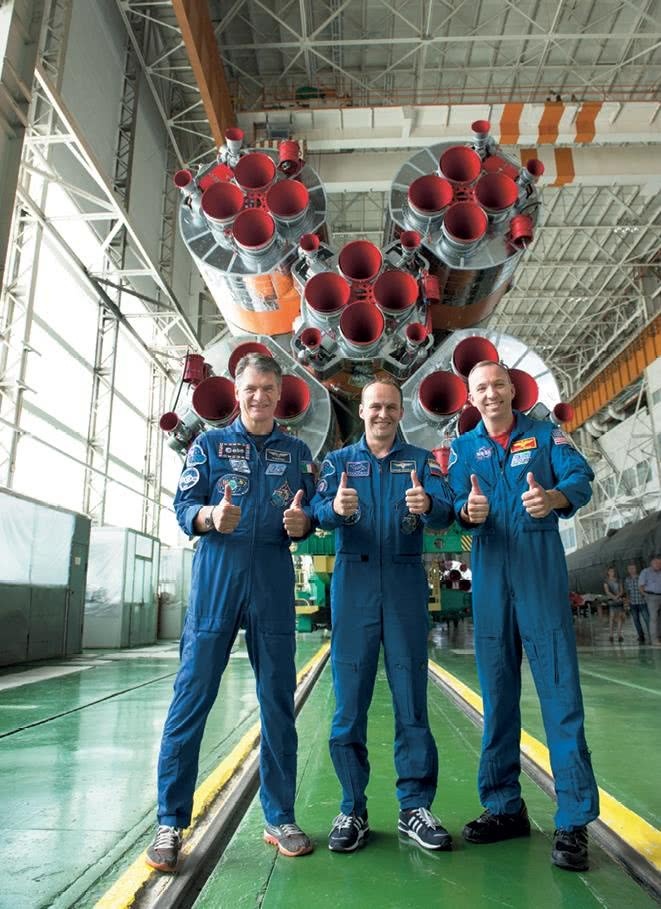 Иллюстрация к книге — Можно ли забить гвоздь в космосе и другие вопросы о космонавтике  [i_014.jpg]