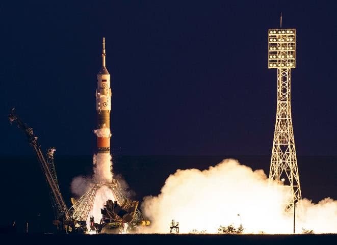 Иллюстрация к книге — Можно ли забить гвоздь в космосе и другие вопросы о космонавтике  [i_015.jpg]