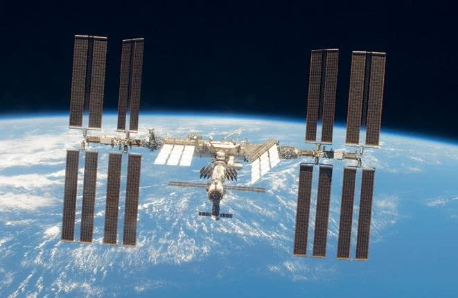 Иллюстрация к книге — Можно ли забить гвоздь в космосе и другие вопросы о космонавтике  [i_025.jpg]