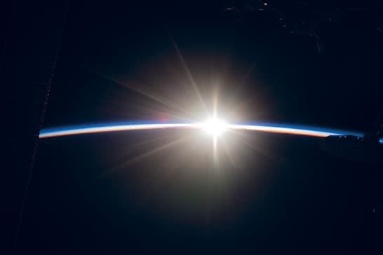 Иллюстрация к книге — Можно ли забить гвоздь в космосе и другие вопросы о космонавтике  [i_072.jpg]