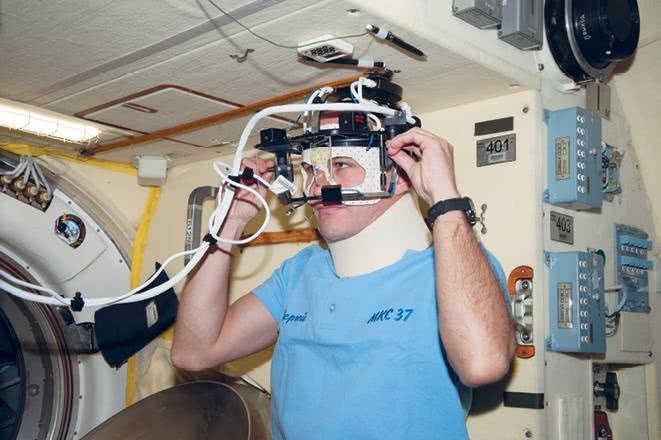 Иллюстрация к книге — Можно ли забить гвоздь в космосе и другие вопросы о космонавтике  [i_100.jpg]