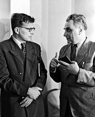 Иллюстрация к книге — Шостакович. Жизнь. Творчество. Время [i_080.jpg]