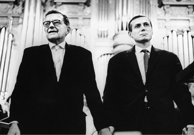 Иллюстрация к книге — Шостакович. Жизнь. Творчество. Время [i_106.jpg]