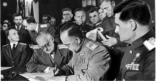 Иллюстрация к книге — Полководцы Второй мировой. Красная армия против вермахта  [i_013.jpg]