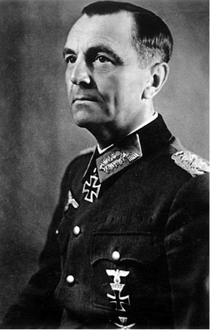 Иллюстрация к книге — Полководцы Второй мировой. Красная армия против вермахта  [i_037.jpg]