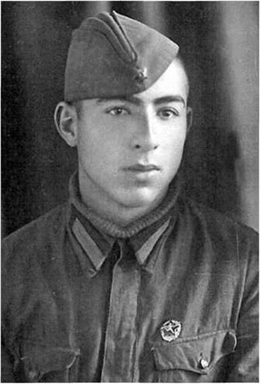 Иллюстрация к книге — Самоходчики  [i_014.jpg]