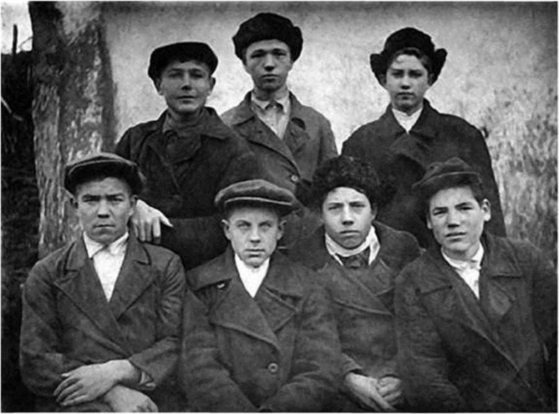 Иллюстрация к книге — Самоходчики  [i_018.jpg]