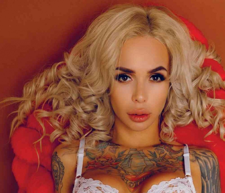 Иллюстрация к книге — Как умеет женщина. Viksi666 [i_021.jpg]