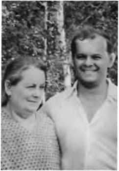 Иллюстрация к книге — Борис Щербина [i_038.jpg]