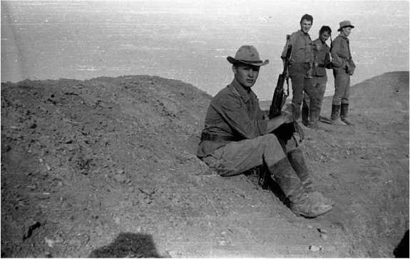 Иллюстрация к книге — Зеленые погоны Афганистана [i_009.jpg]