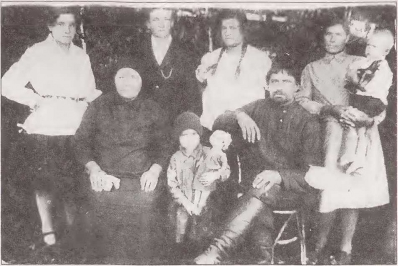 Иллюстрация к книге — Приговорен к расстрелу [i_001.jpg]