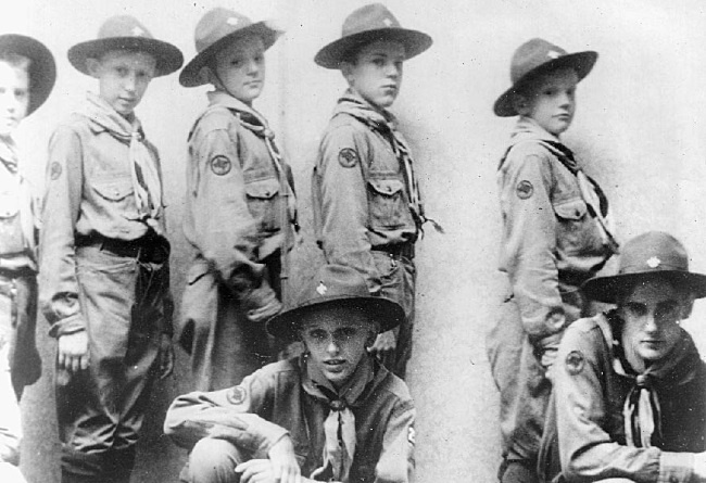 Иллюстрация к книге — Первый человек. Жизнь Нила Армстронга  [i_009.jpg]