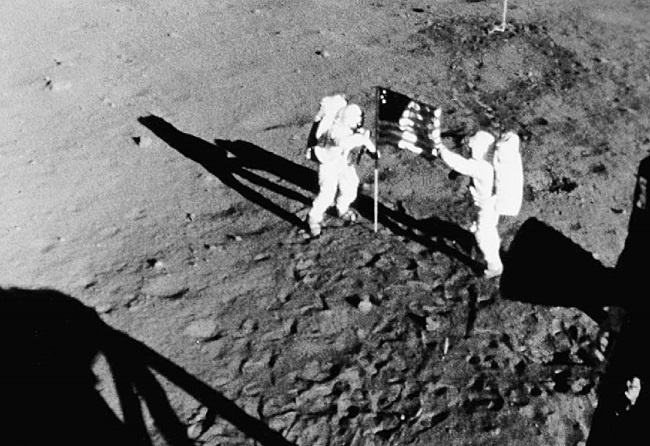 Иллюстрация к книге — Первый человек. Жизнь Нила Армстронга  [i_057.jpg]