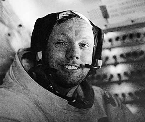 Иллюстрация к книге — Первый человек. Жизнь Нила Армстронга  [i_060.jpg]