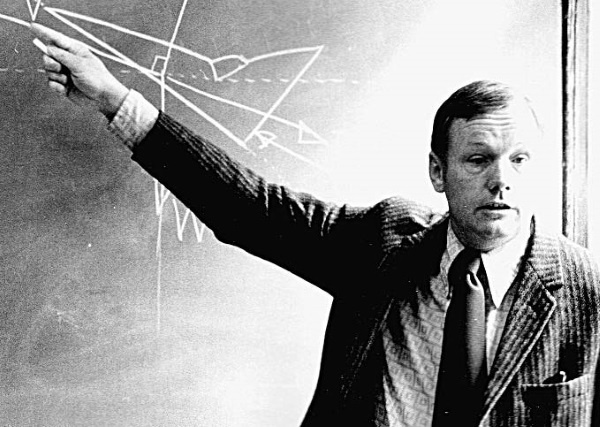 Иллюстрация к книге — Первый человек. Жизнь Нила Армстронга  [i_070.jpg]