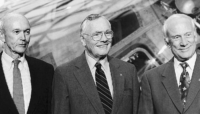 Иллюстрация к книге — Первый человек. Жизнь Нила Армстронга  [i_073.jpg]