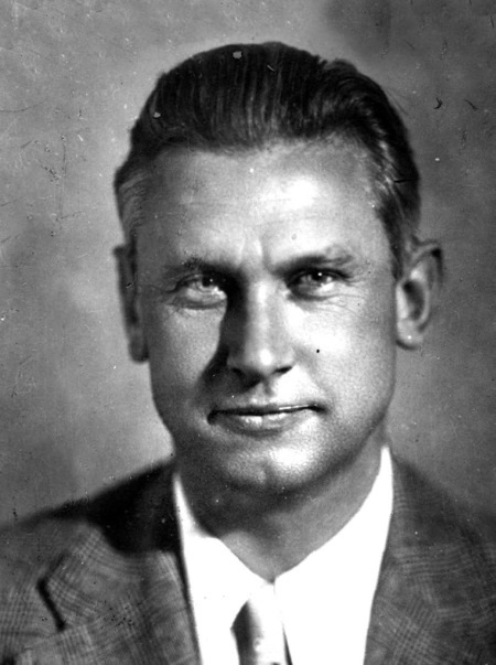 Иллюстрация к книге — Ноев ковчег писателей [i_038.jpg]