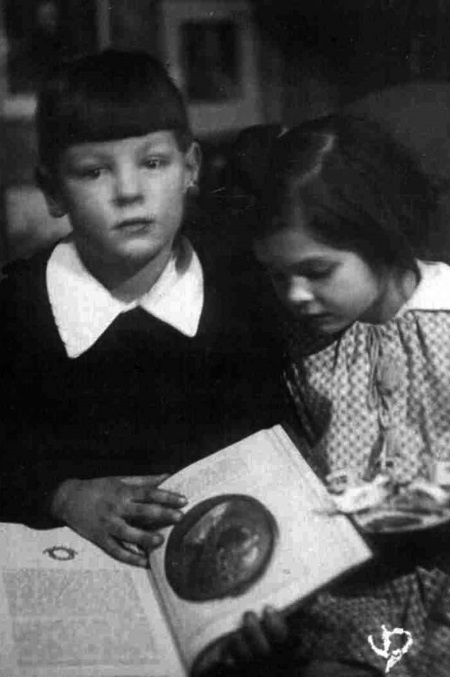 Иллюстрация к книге — Ноев ковчег писателей [i_046.jpg]