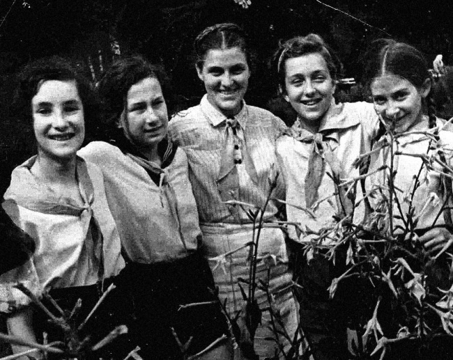 Иллюстрация к книге — Ноев ковчег писателей [i_049.jpg]