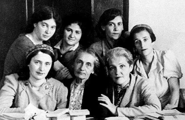 Иллюстрация к книге — Ноев ковчег писателей [i_077.jpg]