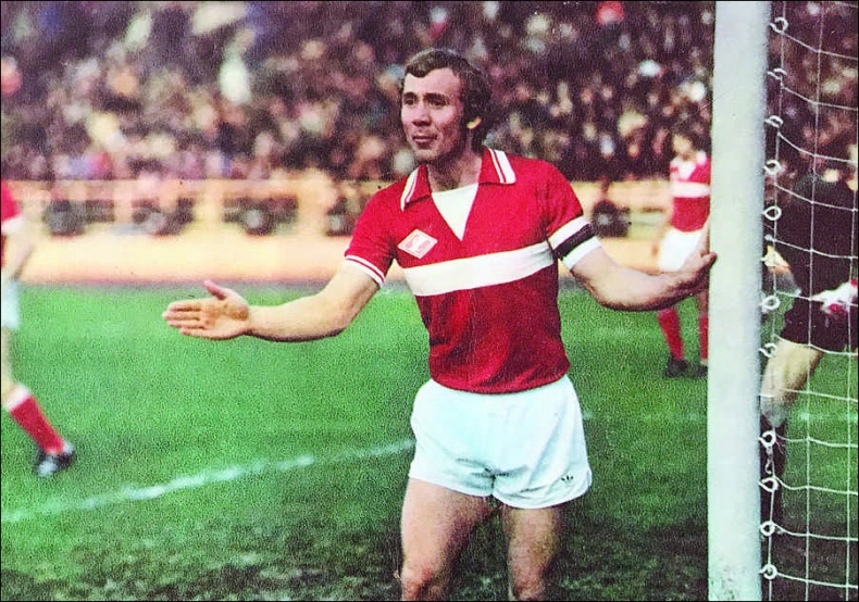 Иллюстрация к книге — Романцев. Правда обо мне и "Спартаке" [i_029.jpg]