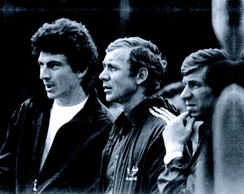 Иллюстрация к книге — Романцев. Правда обо мне и "Спартаке" [i_041.jpg]