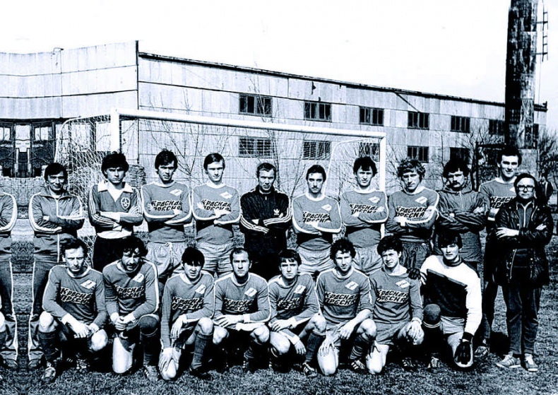 Иллюстрация к книге — Романцев. Правда обо мне и "Спартаке" [i_043.jpg]