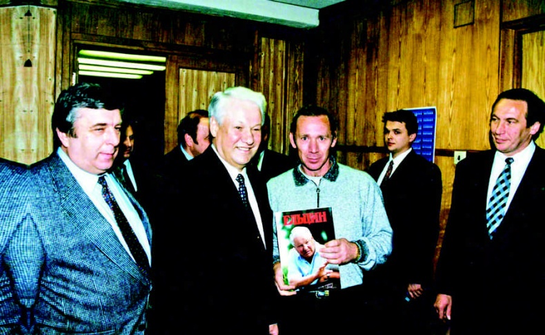 Иллюстрация к книге — Романцев. Правда обо мне и "Спартаке" [i_063.jpg]