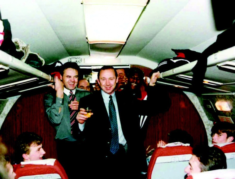 Иллюстрация к книге — Романцев. Правда обо мне и "Спартаке" [i_078.jpg]