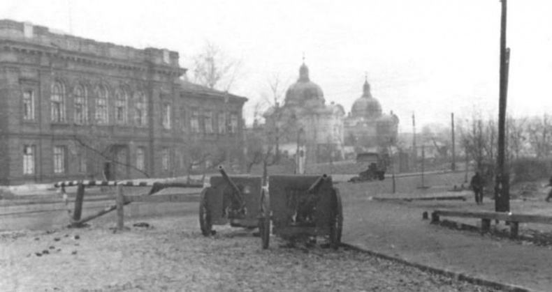 Иллюстрация к книге — Сражение за Калинин. Хроника нетипичной обороны  [i_021.jpg]