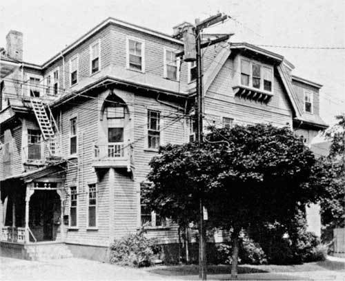 Иллюстрация к книге — Лавкрафт. Живой Ктулху [i_009.jpg]