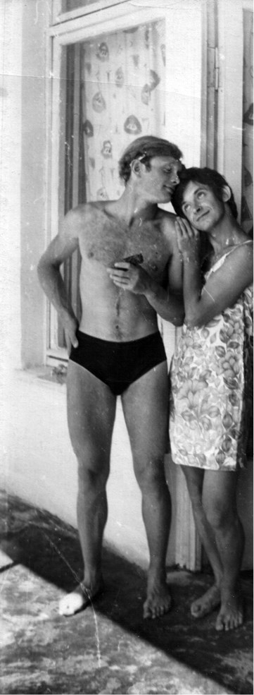 Иллюстрация к книге — Пассажиры колбасного поезда. Этюды к картине быта российского города. 1917-1991 [i_011.jpg]